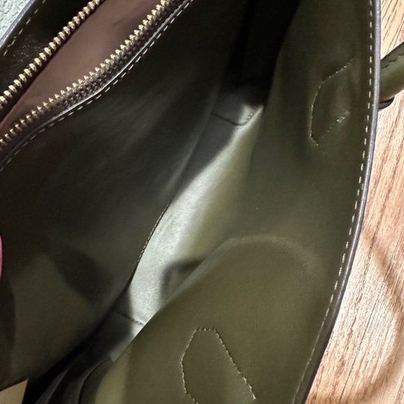 Michael Kors tote - Picture 6 of 9